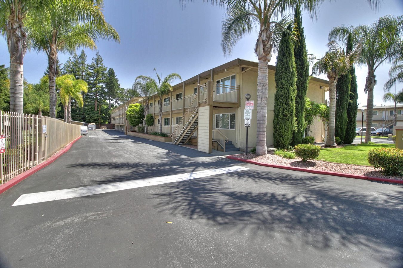 The Arbors At Mountain View Apartments
