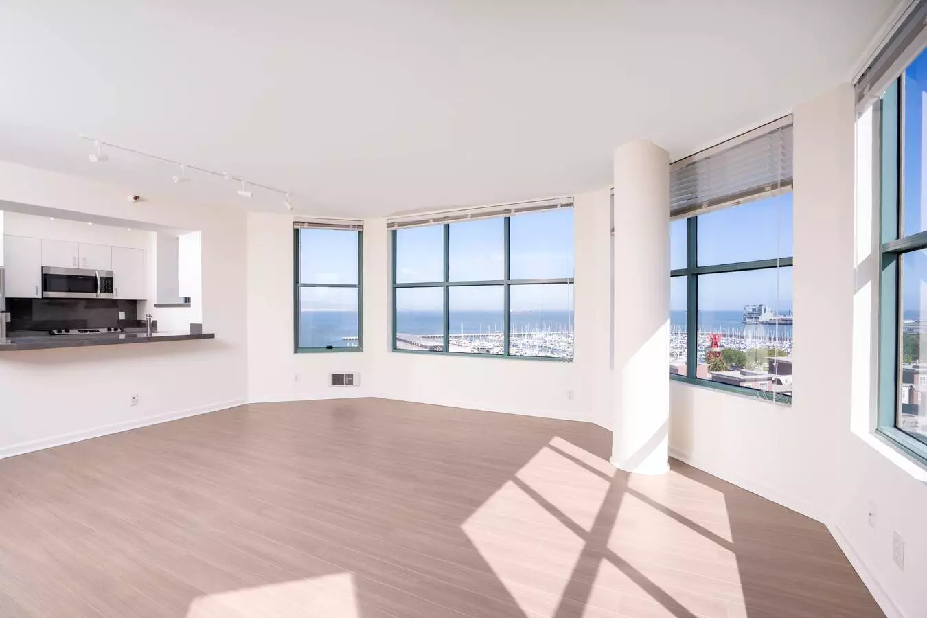 South Beach Marina Apartments
