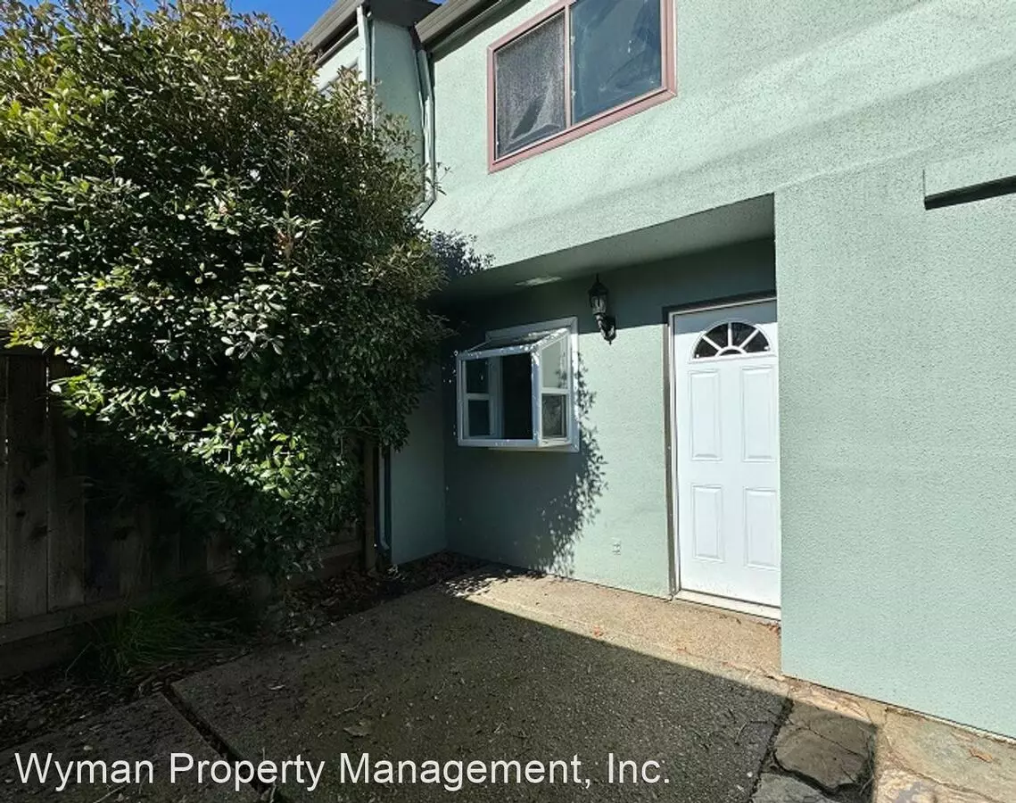 3482 Shelter Creek Dr Napa, CA 94558