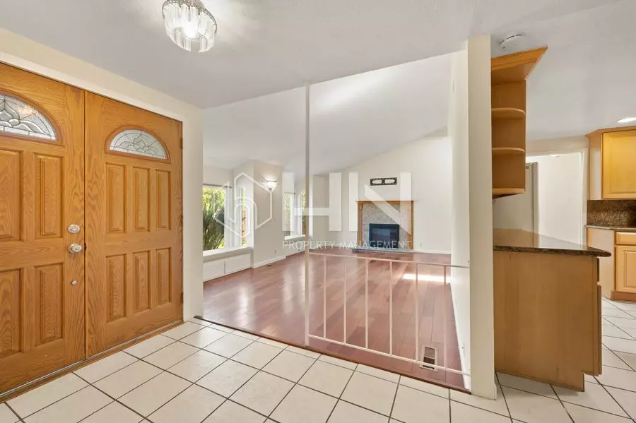 5686 Geranium Ct