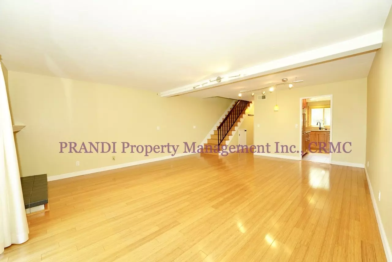 4 Park Crest Court