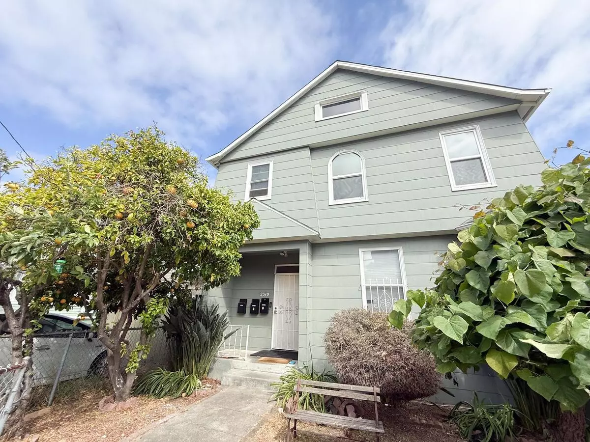 2308-2310 26th Ave.