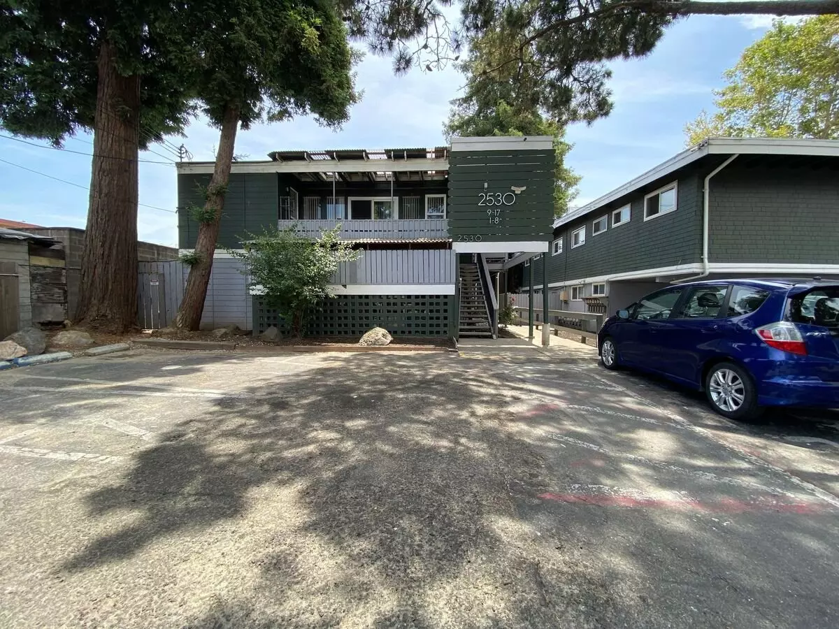 Tahoe Terrace Apartments