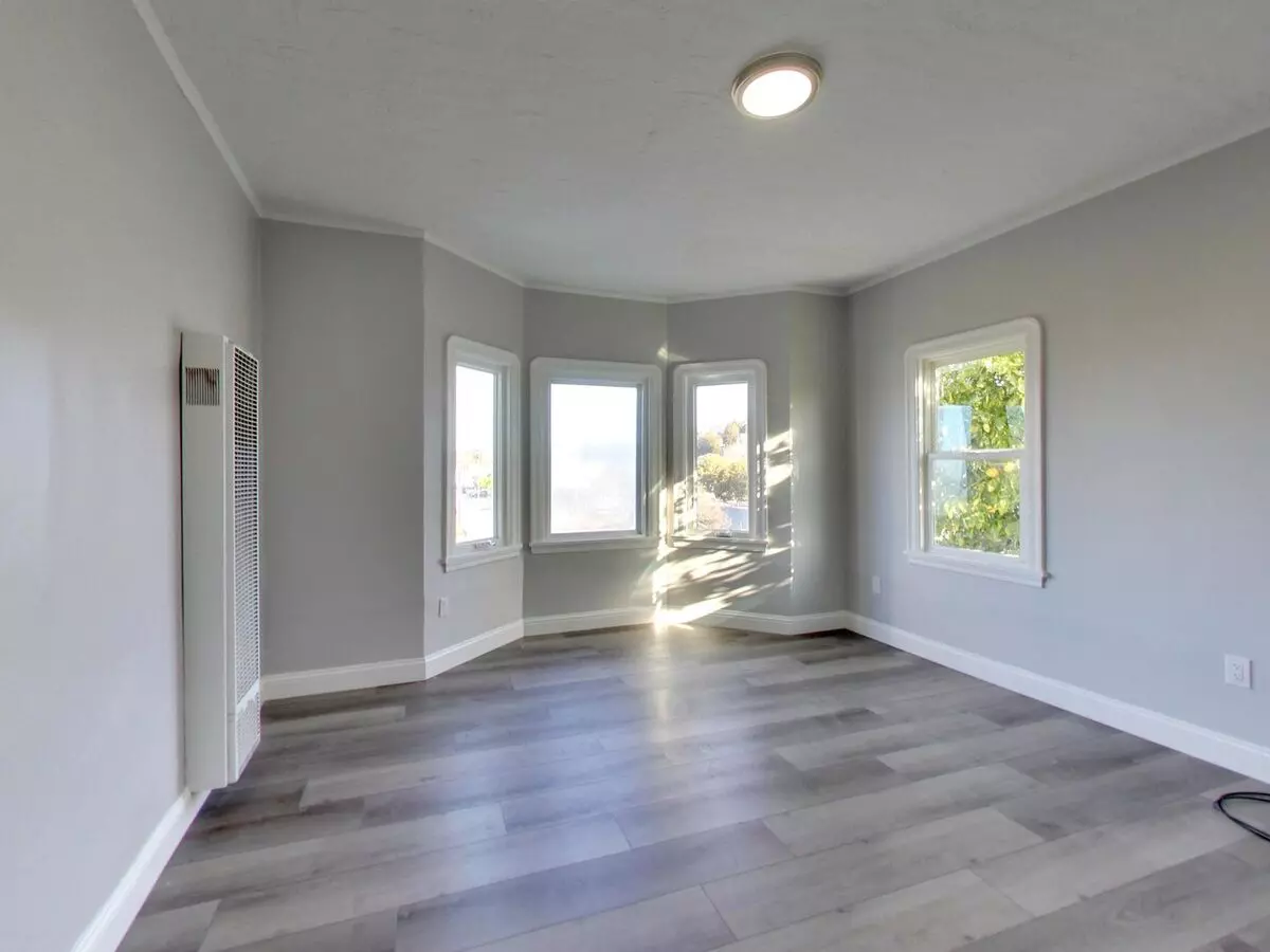 2684 73rd Avenue (1086r)