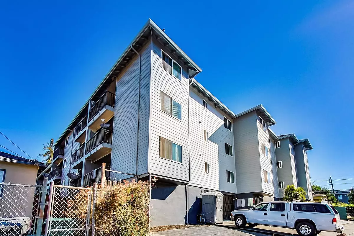 High Street Apartments