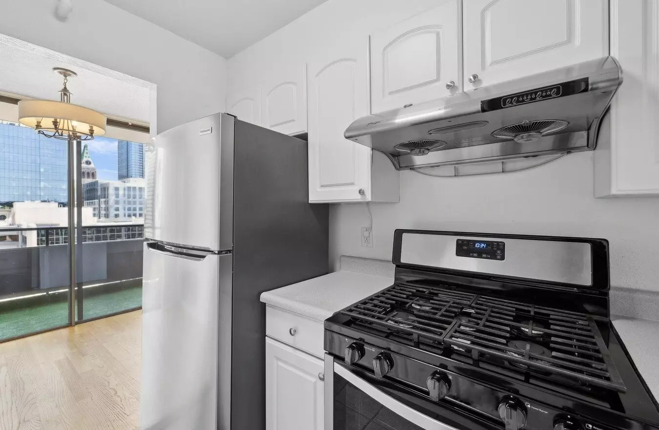 801 Franklin Street - 1