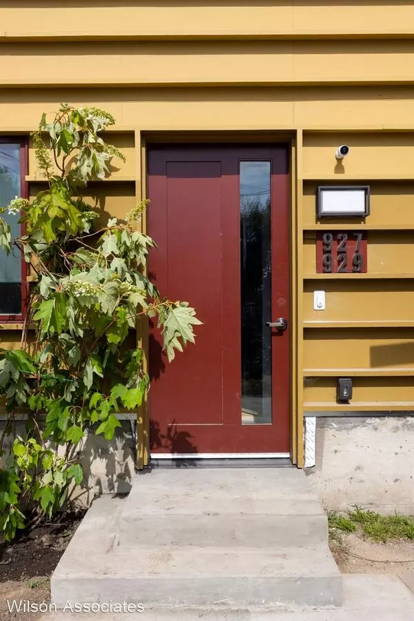 929 Grace Ave.