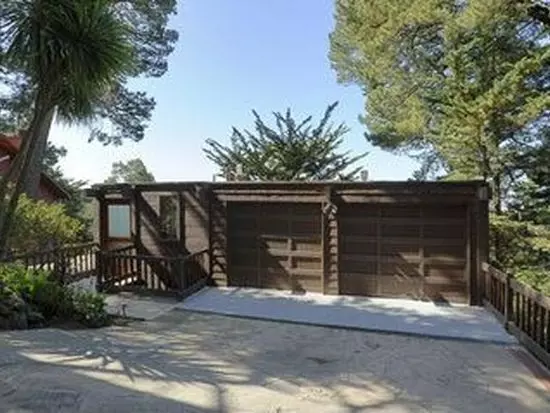 5944 Ascot Drive
