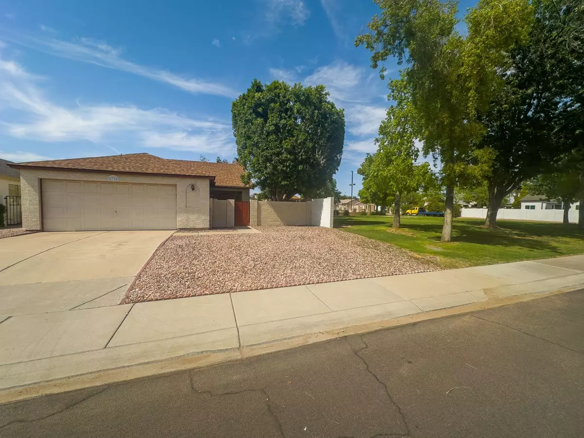 8760 W Greenbrian Dr