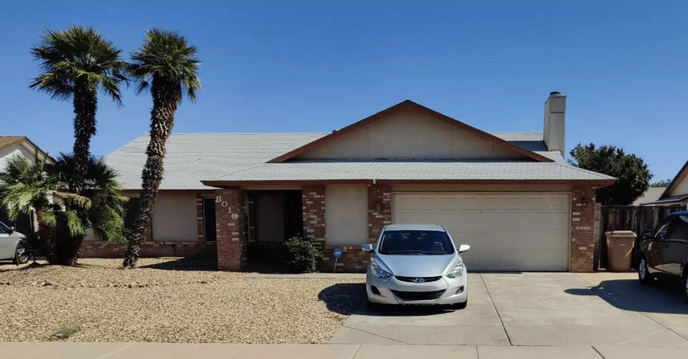 Adorable 4 Bed 2 Bath Home in Phoenix