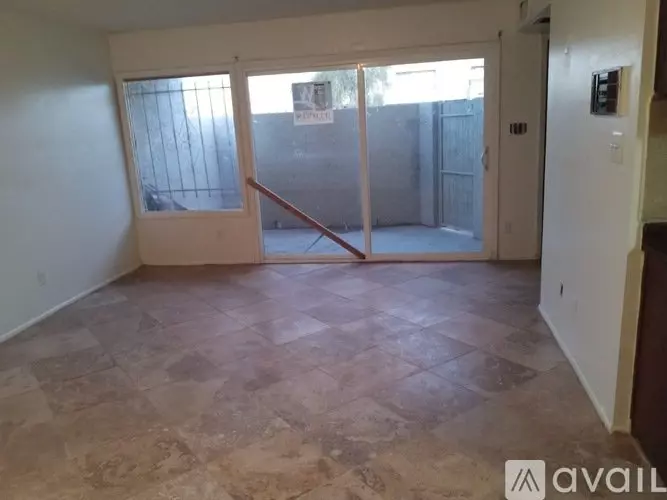 2664 N 43rd Ave Unit C