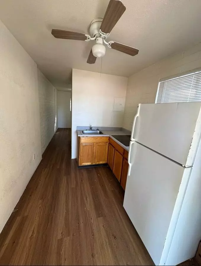 Earll Drive Apartments