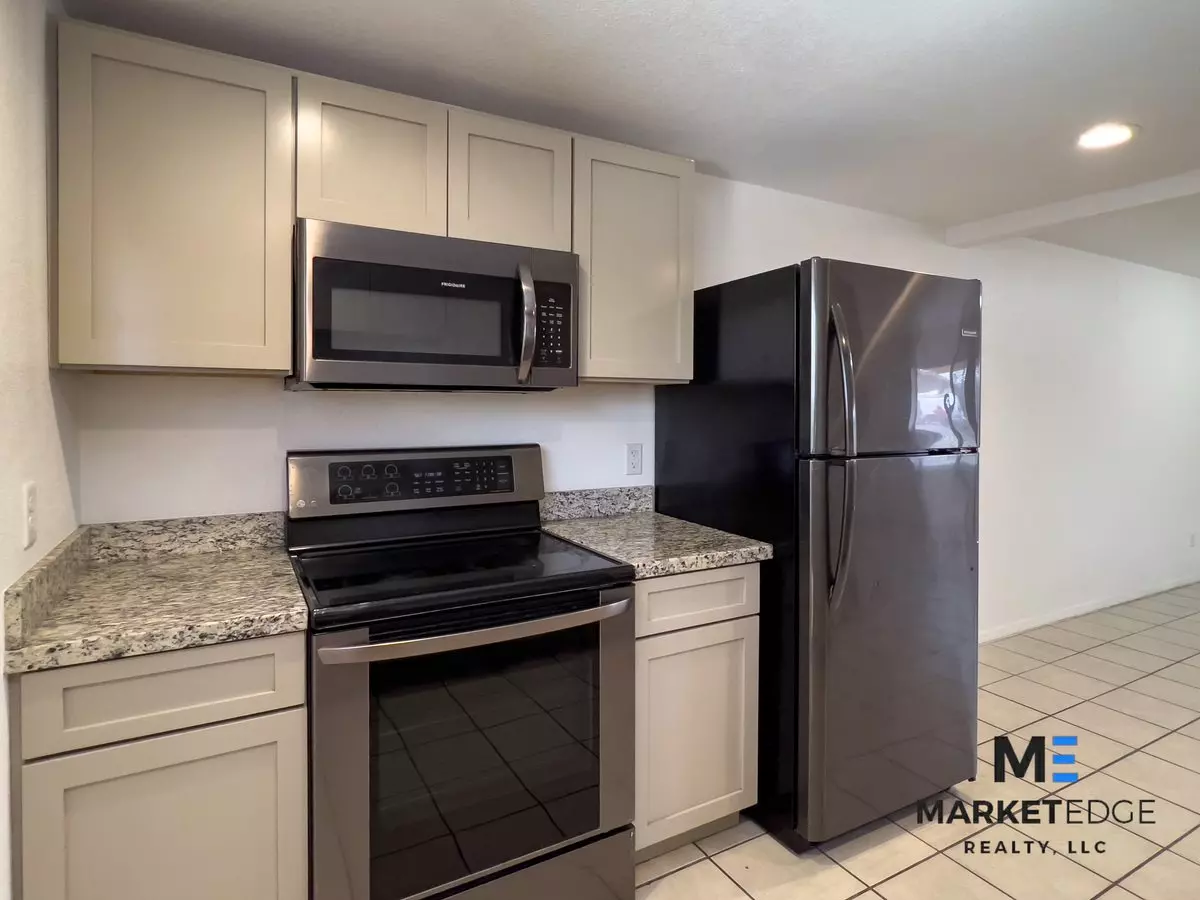 3Bed Home At 15th/peoria! $199 Move-in Special! Ready For Immediate Move-in!