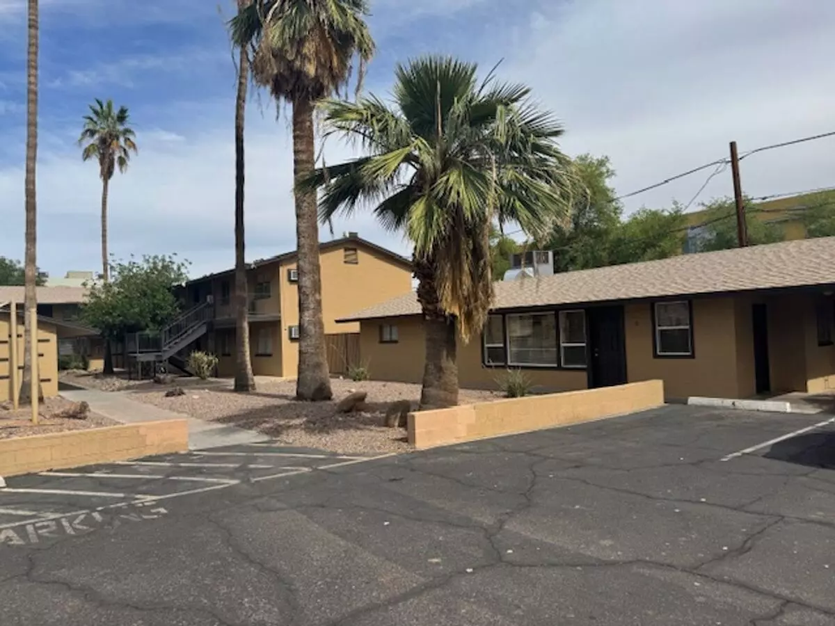 La Monte Apartments