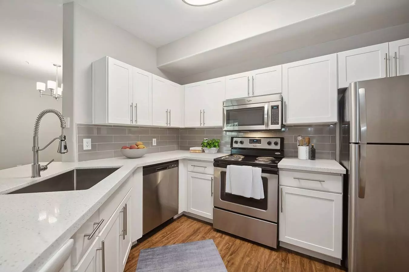 15801 S 48th St Phoenix, AZ 85048