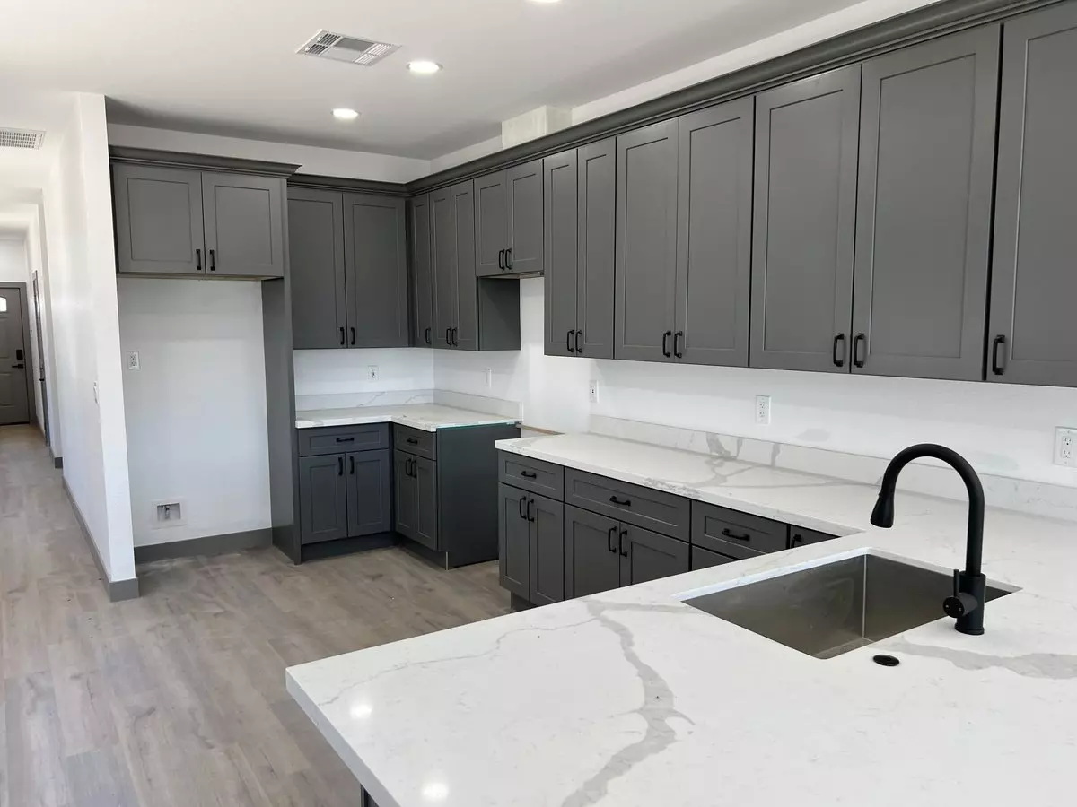 Brand New Townhouse 28th St And Broadway