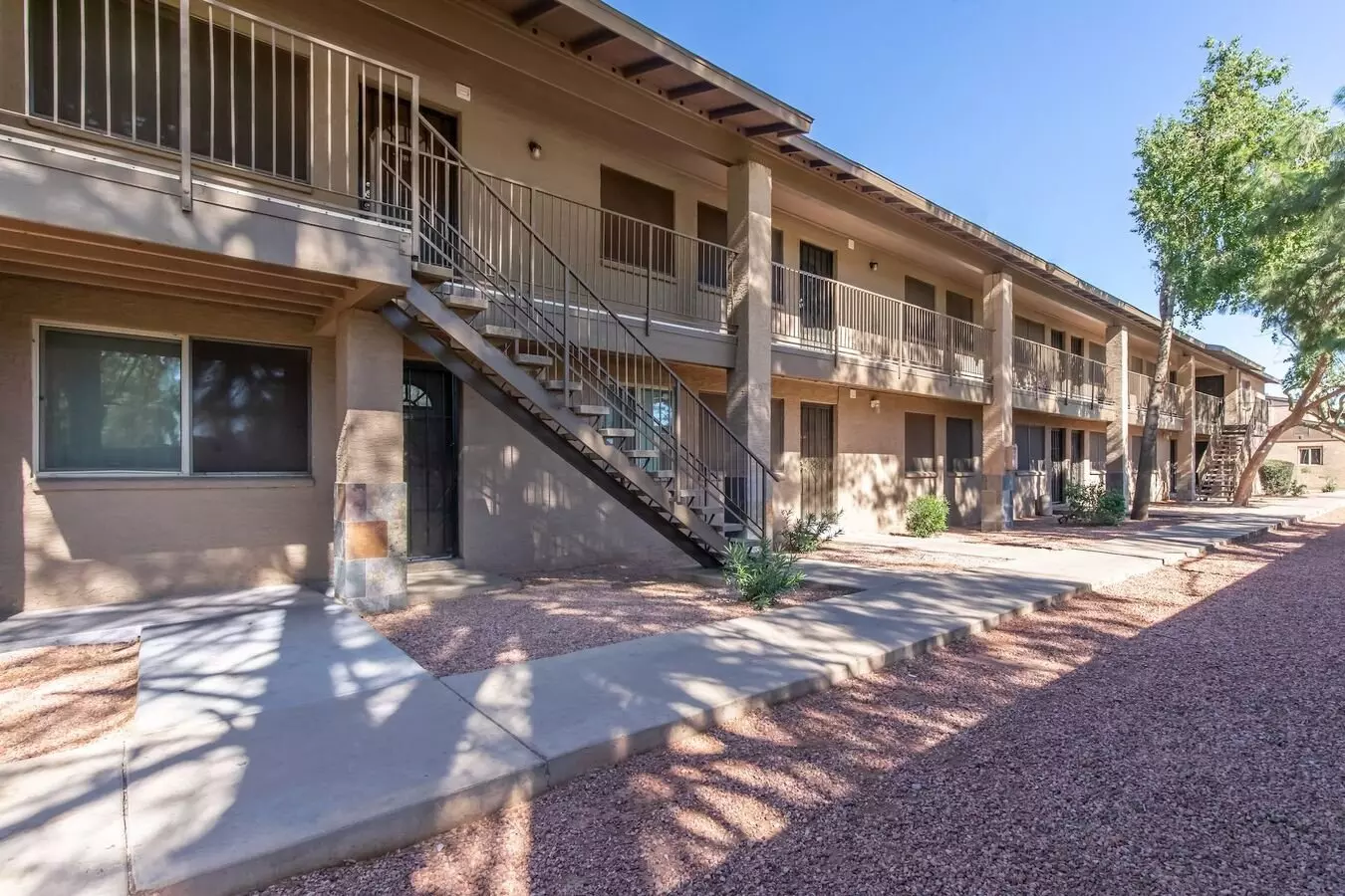 Orangewood Place Apartments