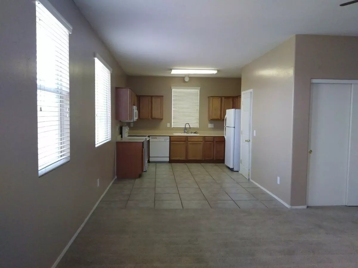 Private Corner Lot In Desirable Riverbend Neighborhood