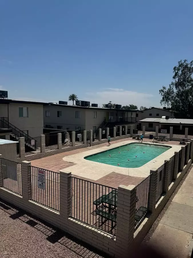 Vista Del Prado Apartments