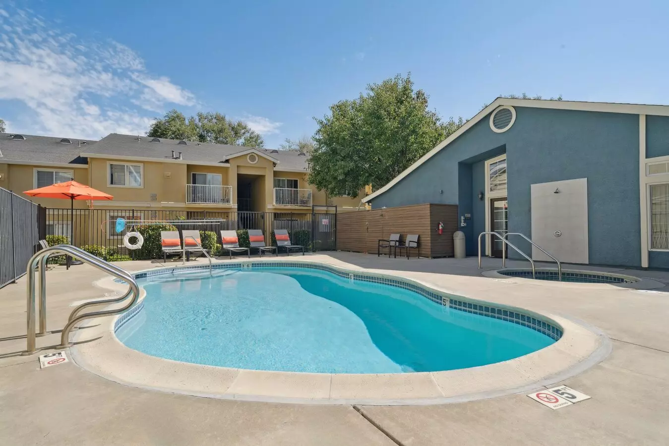 Creekside Village