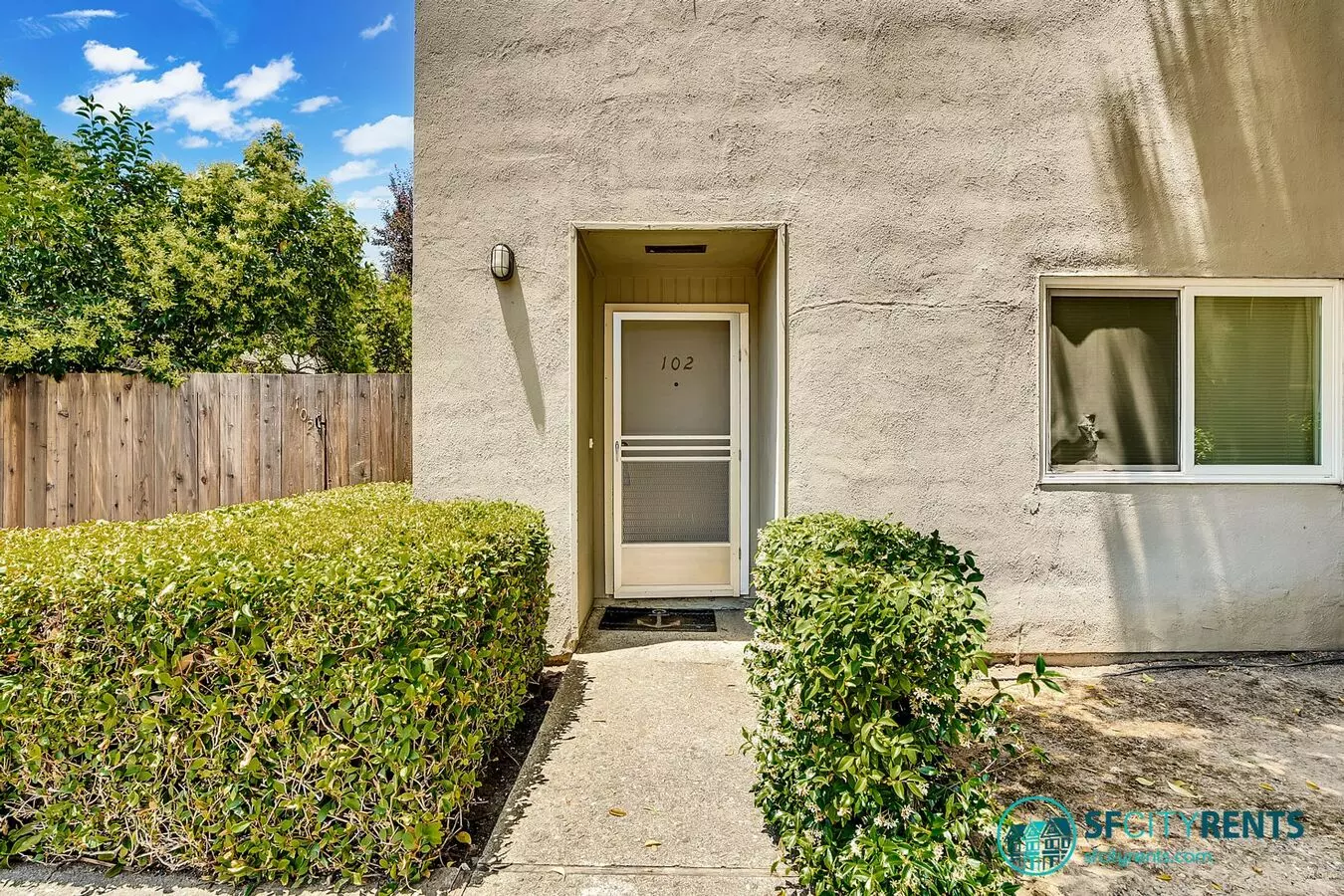 1540 Hudson Street, Redwood City (Apartment)