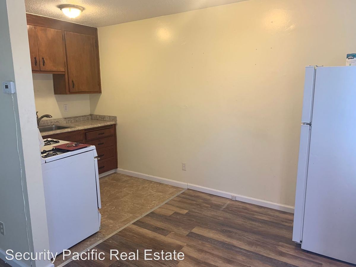 945 S 45th Street