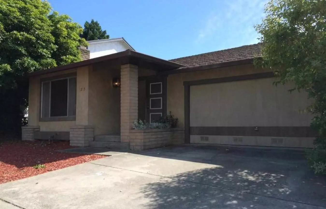 Single Story Richmond Home Available for Lease
