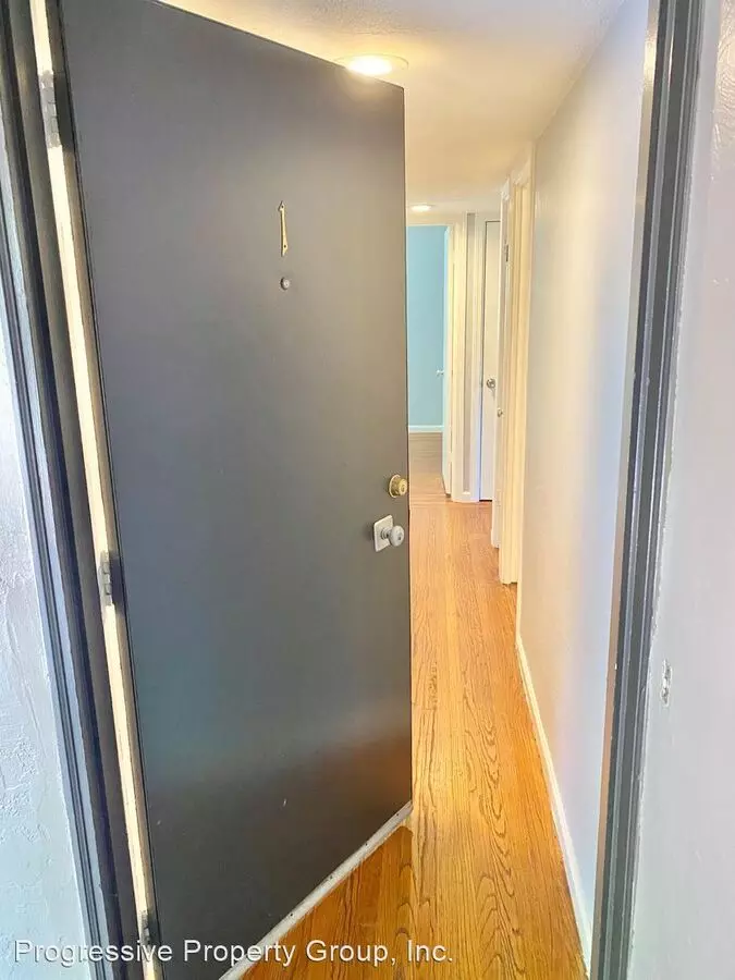 Pine Lane Apartments