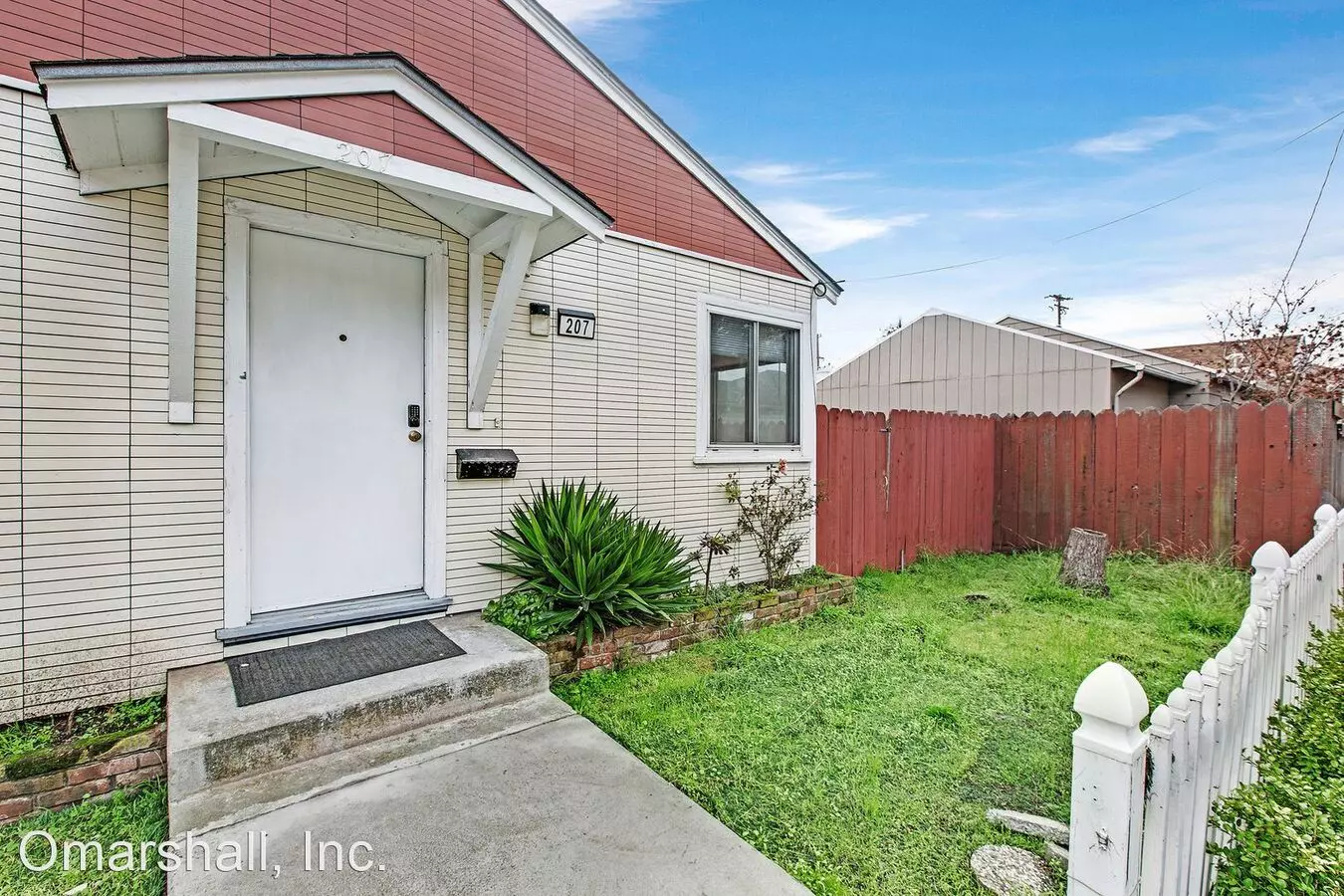 207 Forest Lane