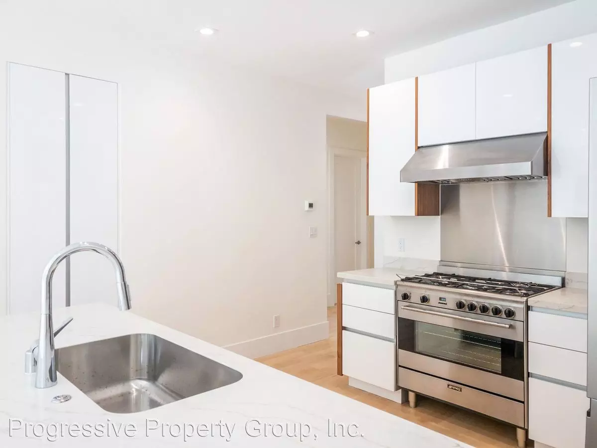 1261 1263 - 1265 Jackson St