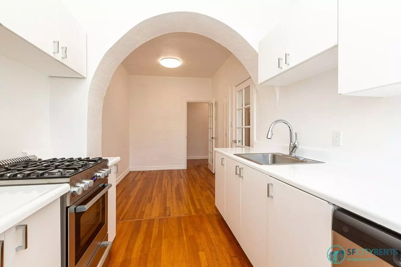 Pacific Heights: Remodeled Massive 1 Bedroom Apartment W/ View & Laundry Onsite Near Polk/fillmore/union Streets