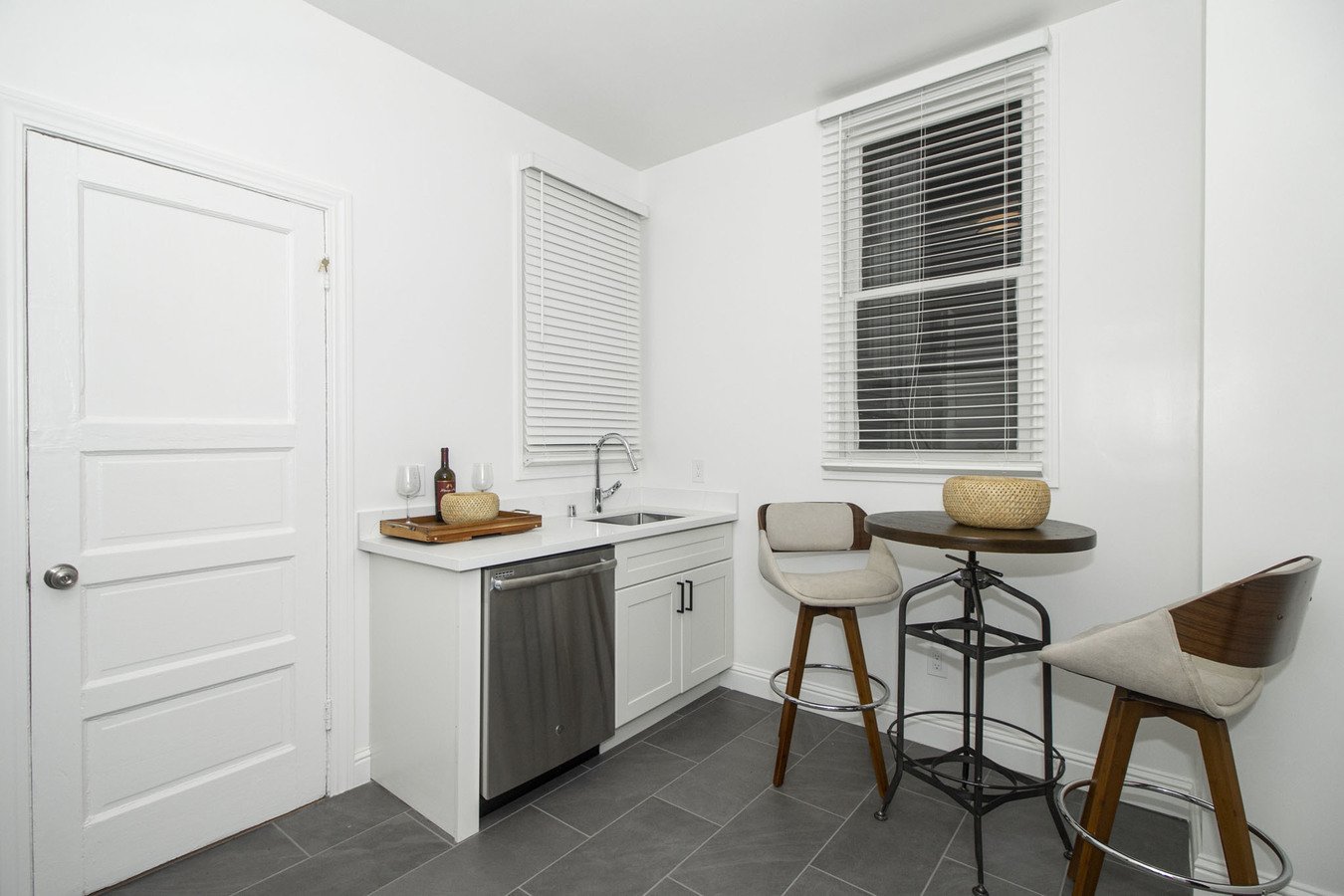 2927 Sacramento