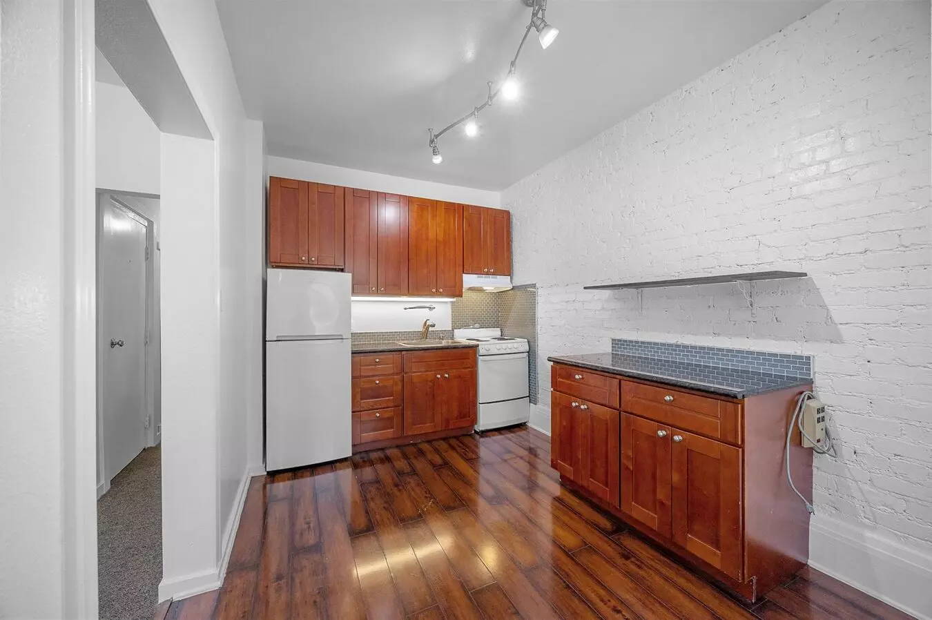 906 Howard Street (1149rc)