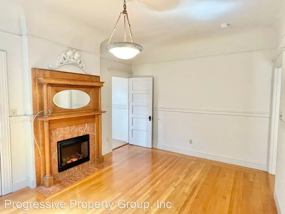 323-329 Presidio Ave