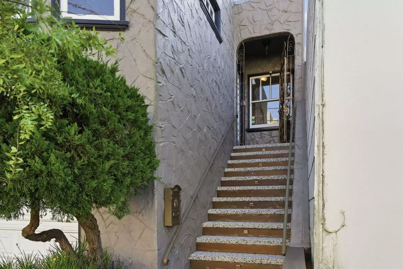 804 Avalon Avenue