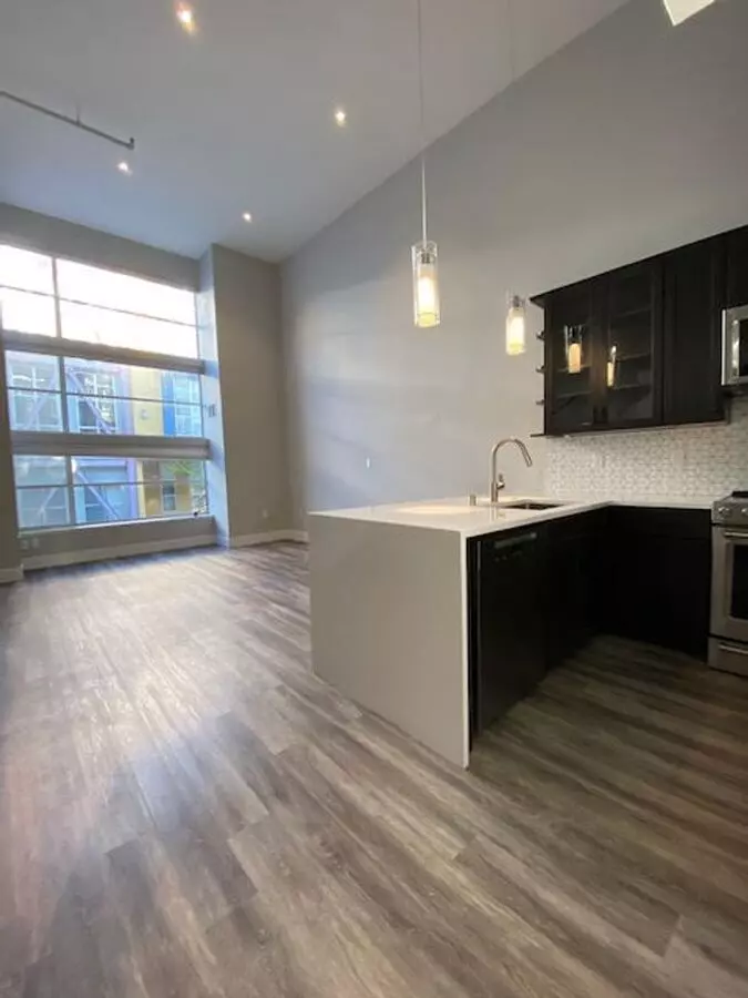 175 Bluxome St