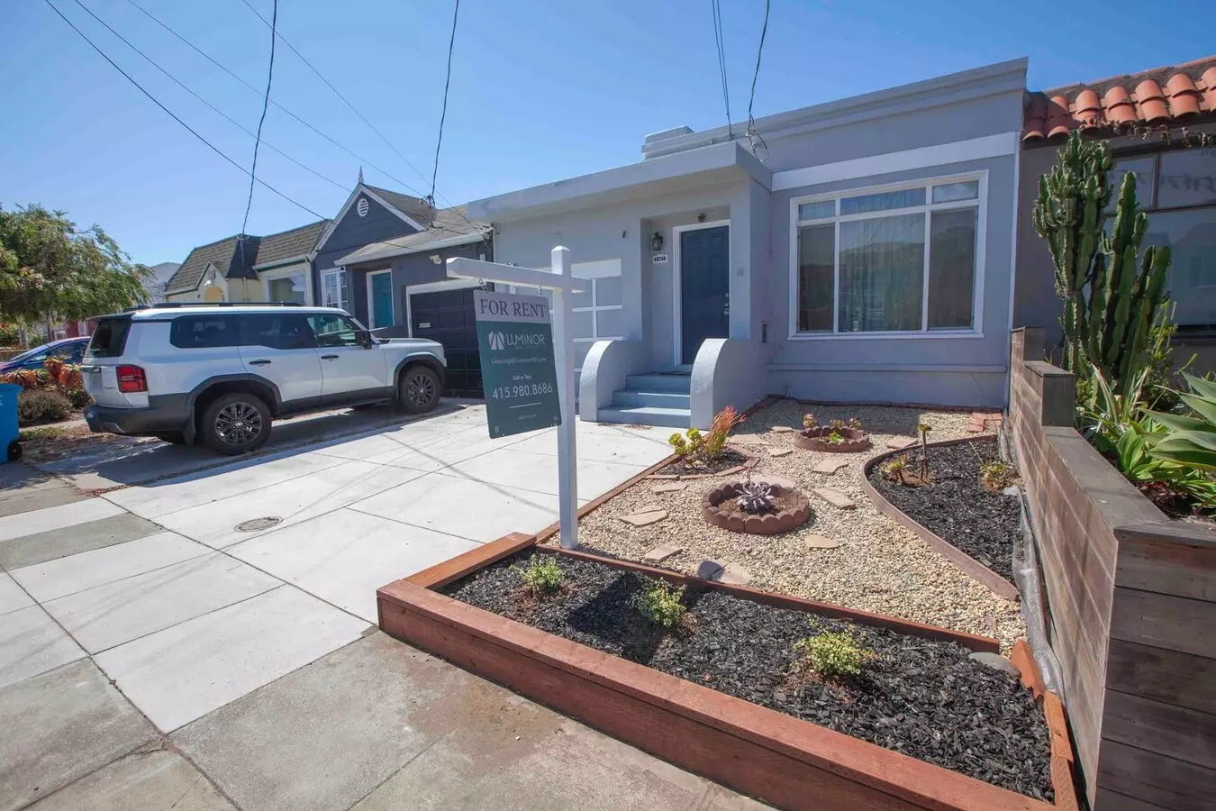 Stunning 2BD/1BA Contemporary Home with Pacific Ocean Views