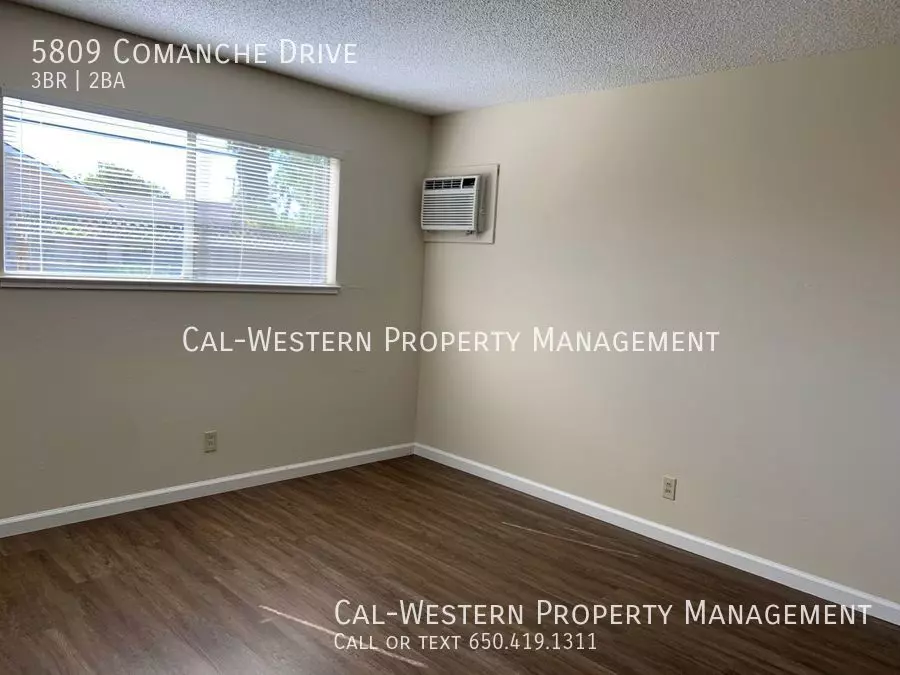 5809 Comanche Drive