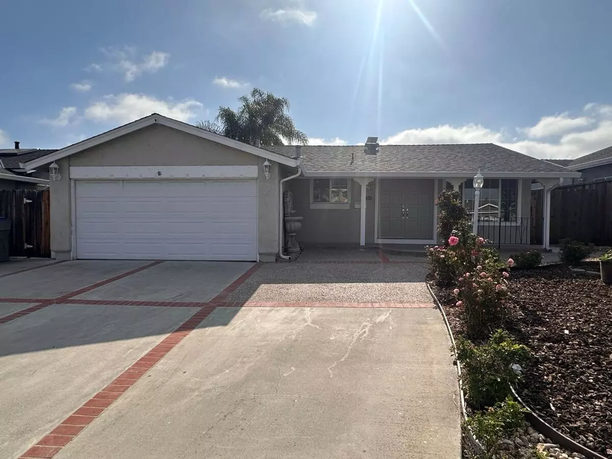 3034 Remington Court