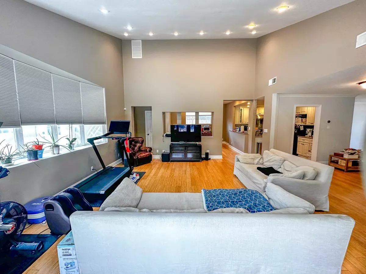 14768 Nelson Way