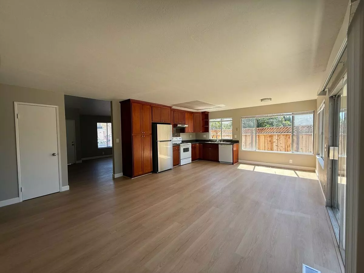 Spacious 3BD 2BA home with large fenced yard