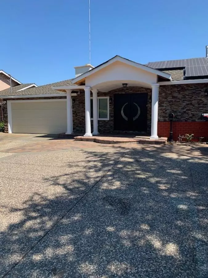 14813 Branham Lane