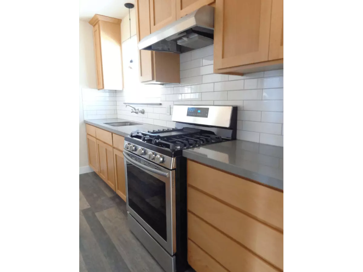 1261-1269 147th Ave
