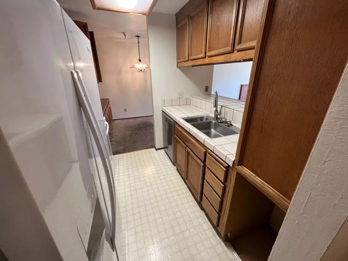 1400 Carpentier Street #117