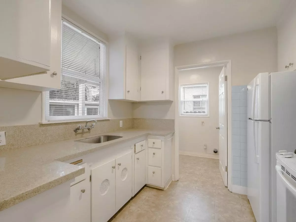 47 &amp; 49 E14th St
