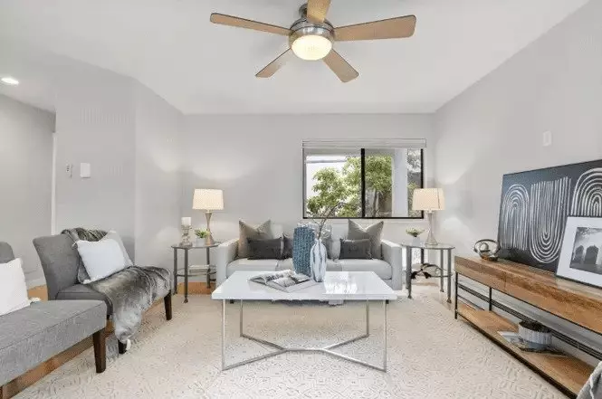 1919 Alameda De Las Pulgas Apt 131