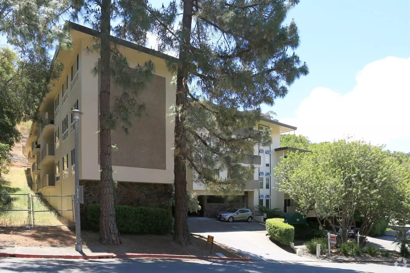 Marinian Towers Apartments