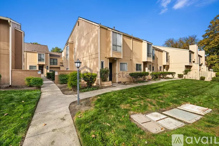 9005 Alcosta Blvd Unit Apt
