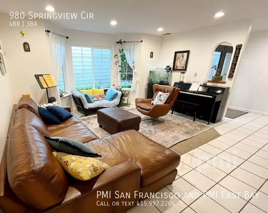 980 Springview Circle