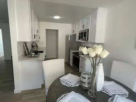 8975 Alcosta Blvd Apt 116